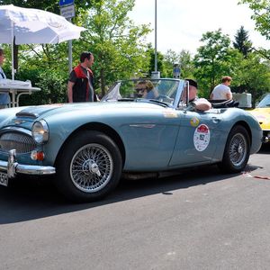 … oder mit einem Austin Healey 3000 MK aus dem Jahr 1967.