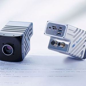 Die frei programmierbaren AX Smart Cameras kombinieren robuste Industriekameraqualität, marktführende NVIDIA-Jetson-KI-Module und leistungsstarke Sony-CMOS-Sensoren zu einer frei programmierbaren Bildverarbeitungsplattform.