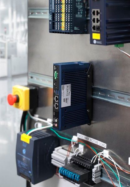 Emersons RXi2-LP Edge Computing Device unterstützt bei der Datenauswertung vor Ort. (Bild: Emerson)