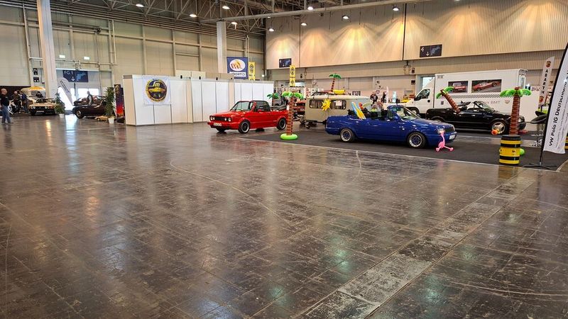 Ein paar Meter weiter stelle die Messe Essen wieder mal ihren Hallenboden aus. (Bild: Dominsky – VCG)