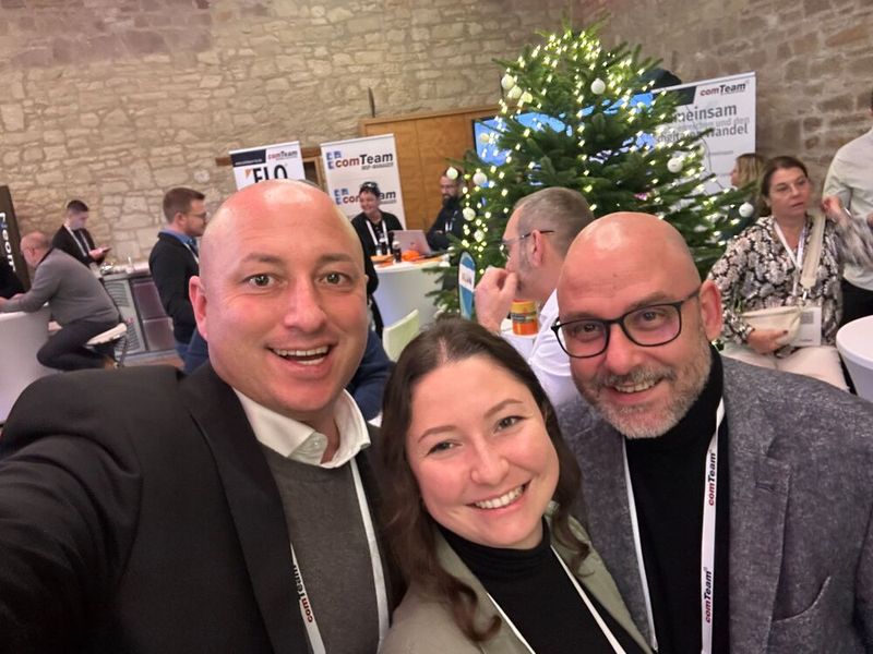 Freudiges Wiedersehen: (v. l.) Marco Kuhn (BB-Net), Mihriban Dincel (IT-BUSINESS) und Alexander Koch (BB-Net)  (Bild: Vogel IT-Medien)