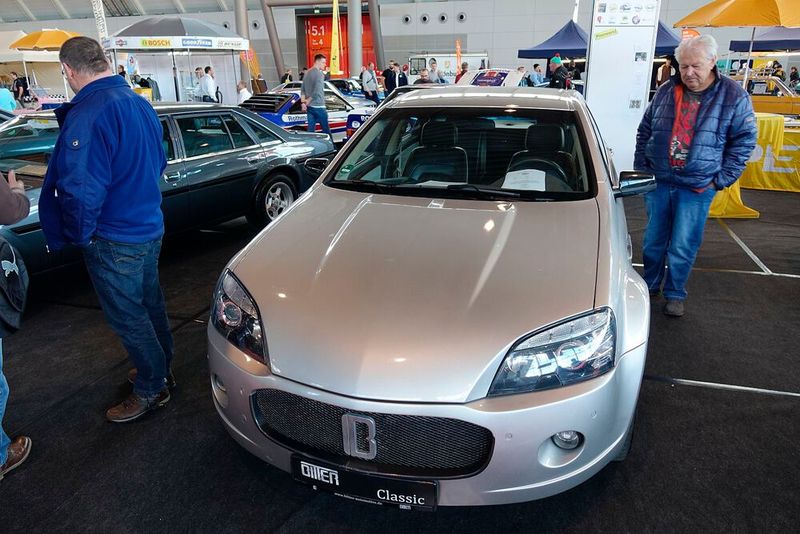 Dieser Bitter Vero aus dem Privatbesitz von Erich Bitter stand auf der Messe zum Verkauf. (Bild: Rosenow/»kfz-betrieb«)