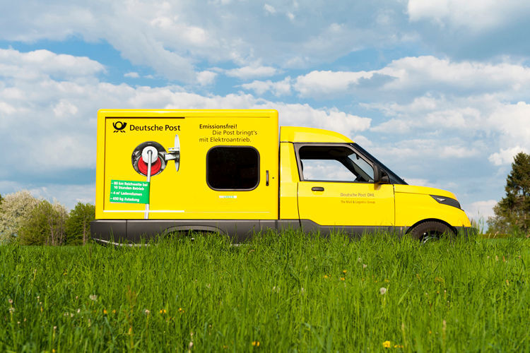Anfangs produzierte die Post allein für den Eigenbedarf, ab diesem Jahr will Post-Vorstand Jürgen Gredes die Streetscooter aber auch an Dritte verkaufen. (Deutsche Post)