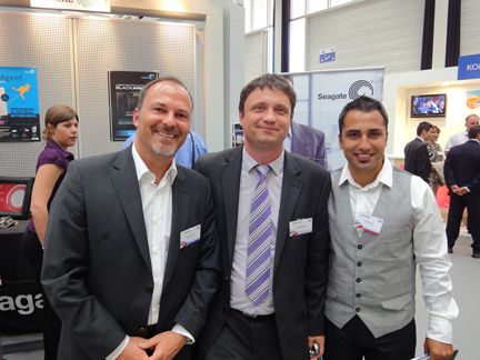 Fulvio Innocente, Seagate, Ingo Wiggers, Ingram Micro und Giuseppe Rizzo, Software Partner. (Archiv: Vogel Business Media)