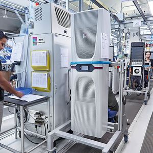 In naher Zukunft sollen auch die drei weiteren Kühlgerätelinien Industrie-4.0-gerecht umgebaut werden.