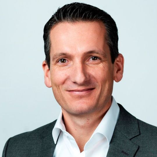 Matthias Zimmermann ist in der Geschäftsführung von Veact künftig für den Ausbau der Kundenbetreuung, die Prozesse und die Finanzen des Unternehmens verantwortlich.(Foto:  Veact)