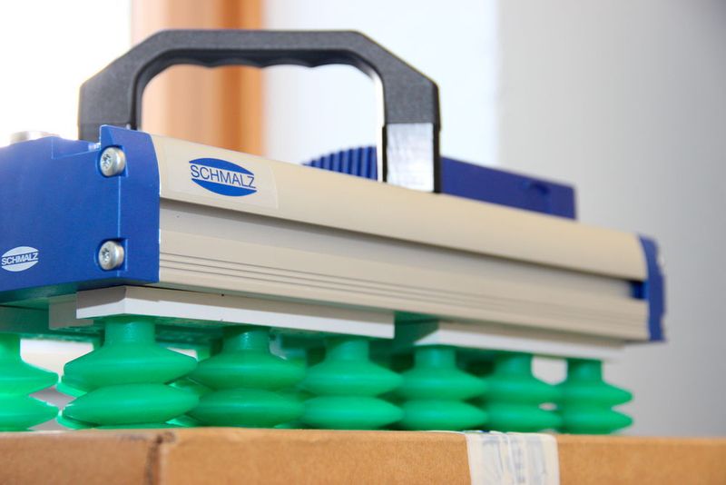 Hier ein Sauggreifer für eine Anwendung in der Paketlogistik. (Gillhuber)