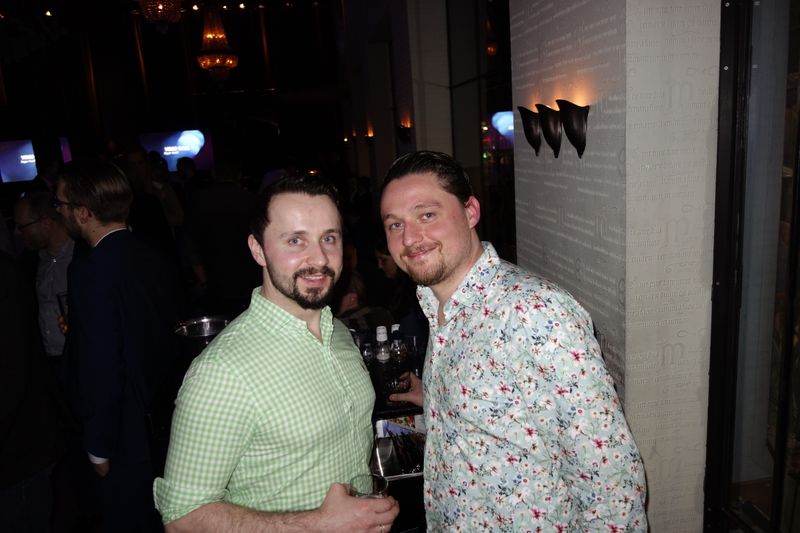 Junge alte Kollegen unter sich (l.) Piero Kesapli, Ingram Micro, und Engelbert Földenyi, S&K.  (Bild: IT-BUSINESS)