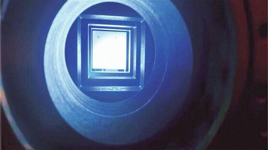 Der Blick in eine experimentelle Laser-Neutronenquelle.(Bild:  Trumpf)