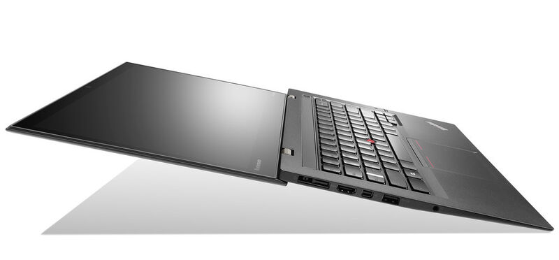 Das leichteste Ultrabook mit 14-Zoll-Bildschirm zeigt Lenovo in Form des X1 Carbon. Dank des Einsatzes von Kohlefaser beim Gehäuse bringt es nur 1,27 Kilogramm auf die Waage. (Lenovo)
