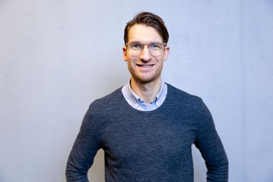 Dr. Lennart Gaida, Director Strategy & Innovation, Impossible Cloud.(Bild:  André Tiedemann/Impossible Cloud)