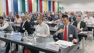 100 Prozent Zerspanung: Mit 150 Besuchern konnte das 14. Zerspanungsseminar im Mai in Olten (Bild, 150 Teilnehmer) und Lausanne (120 Teilnehmer) wieder real stattfinden. (Bild: Matthias Böhm)
