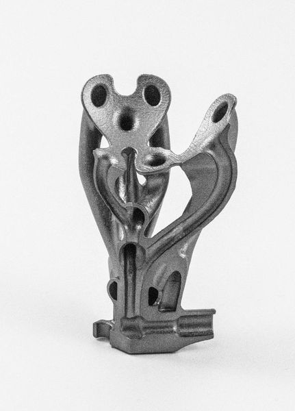 Durch die Integration einer neuen E-Stage for Metal-Version können Benutzer im SG-Modus basierend auf dem definierten Profil Supports generieren, Punkte einfacher bearbeiten, verschieben oder löschen und sofortiges Feedback zu Support-Leistungen erhalten. Eine automatische Generierung von Stützen verkürzt die Zeit zur Datenaufbereitung um bis zu 90 %. (Materialise)