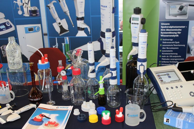 Impressionen der Lab-Supply Leverkusen vom 15. Mai 2019  Die dritte Station der Lab-Supply war in diesem Jahr das Forum Leverkusen. Hier sind ein paar visuelle Eindrücke vom Messetag und Besucherstimmen für Sie zusammengestellt. Die nächste Lab-Supply ist am 13. Juni 2019 in Berlin. Weitere Infos zu den kommenden Lab-Supply-Messen finden Sie auf www.lab-supply.info.   Lese-Empfehlung: Nachbericht zum erfolgreichen Auftakt der Lab-Supply in Wien. (Bild: C. Lüttmann, LABORPRAXIS)