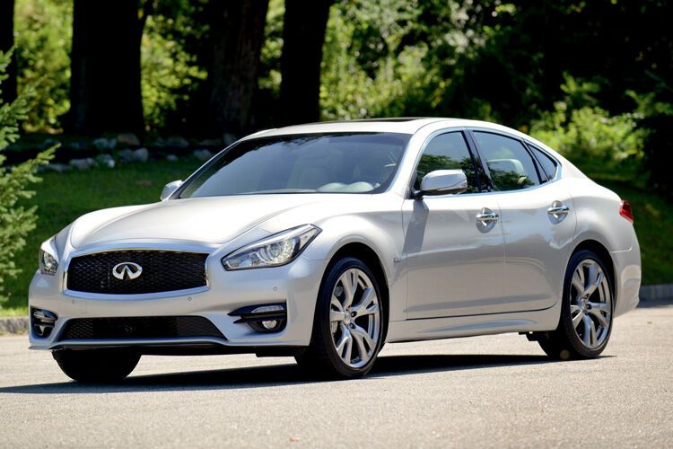 Dass der Infiniti Q70, ein Mitglied von Nissans Nobeltochter, vom Markt verschwindet, erregt mangels bisheriger Marktdurchdringung kaum Aufmerksamkeit. (Bild: Infiniti)