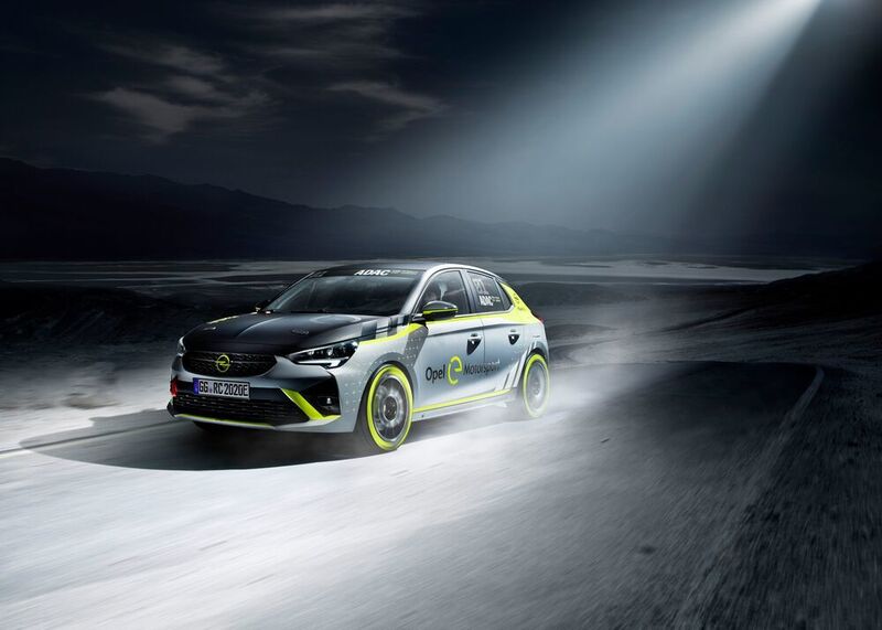Anlässlich des DRM-Saisonfinales wird der Corsa-E Rally im niederbayerischen Freyung präsentiert.  (Opel Automobile)