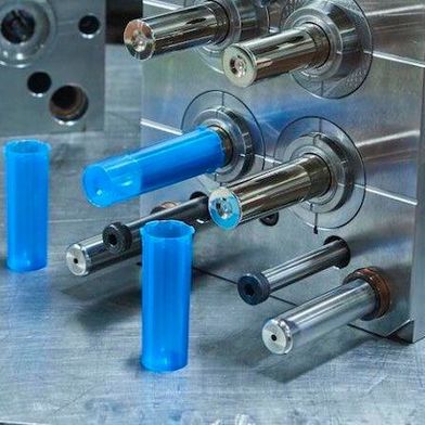 Wie in jedem Jahr ist der Aschermittwoch der Tag, an dem der Gesamtverband Kunststoffverarbeitende Industrie e. V. (GKV) seinen Lagebericht vorlegt. Lesen Sie hier, was die Kunststoffbranche gerade durchmacht und was es für Verbesserungen bräuchte ... (Bild: Polymer world)