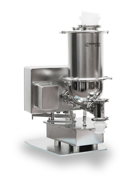 Coperion K-Tron’s new K3-PH pharmaceutical feeders with significantly smaller footprint are optimised for multi-feeder clusters around a process inlet. (Coperion K-Tron, Niederlenz)