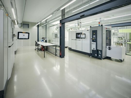 1zu1scale steigert die Produktionskapazität im 3D-Druck durch Investitionen in neue Maschinen um 25 Prozent.(Bild:  Darko Todorovic)
