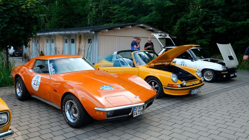 Warten auf das Startzeichen auf dem Parkplatz in Ottobeuren. (Bild: Zietz - VCG)