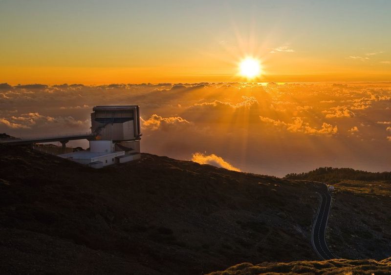 Das Telescopio Nazionale Galileo (TNG) des italienischen Istituto Nazionale di Astrofisica (INAF) auf der Kanareninsel La Palma. (© INAF-TNG)