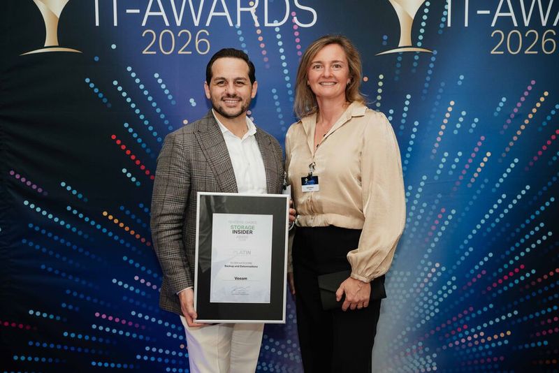 Bojan Mitreski und Edith Bueker von Veeam. (Bild:  Manuel Emme Fotografie)