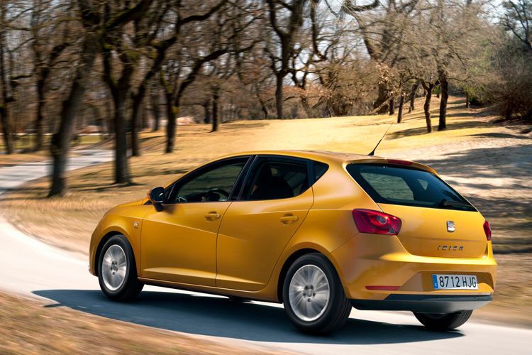 Platz drei ging wieder nach Spanien, genauer an den Seat Ibiza. Kundendurchschnittsalter: 39,3 Jahre. (Seat)