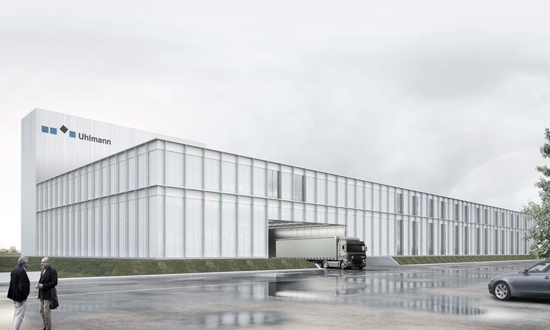 Die  neue Halle für Logistik, Vormontage und Montage verschlingt den Großteil der bei Uhlmann geplanten Investitionen. (Bild: Uhlmann Pac-Systeme GmbH & Co. KG)