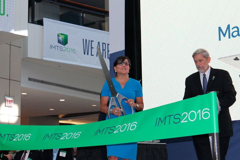 IMTS 2016 (12-17 September, McCormick Place, Chicago) is a showcase of innovative technology, automation as well as established and emerging techologies. (Schulz)