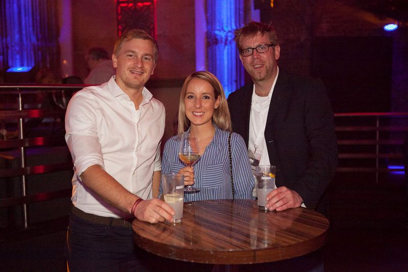 Schnappschuss (v. l.): Florian Fliegel (acmeo), Deborah Bußmann (APC) und Jonas Rosen (GfK) (Astrid Piethan)