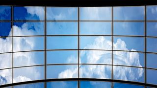 Langfristig werden Multi-Cloud-Szenarien das Bild der Unternehmens-IT prägen, der Aufwand ist allerdings nicht zu unterschätzen. (© rolffimages - Fotolia.com)