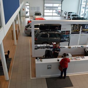 (Achter/»kfz-betrieb«)