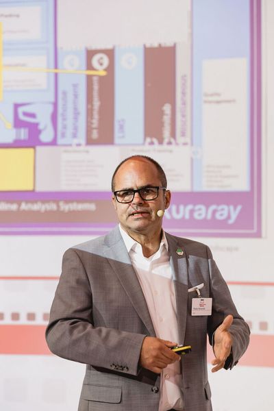 Breakout-Session mit Reda Mostafa (PTC): Wie weit ist Kuraray nach vier Jahren Digitalisierung? (Bild: Stefan Bausewein)