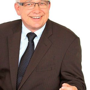 Karl-Heinz Richter, Geschäftsführer für Marketing & Vertrieb Indu-Sol, beschreibt die sich verändernden Anforderungen an Infrastrukturkomponenten in Automatisierungsnetzwerken und den Lösungsansatz von Indu-Sol. 