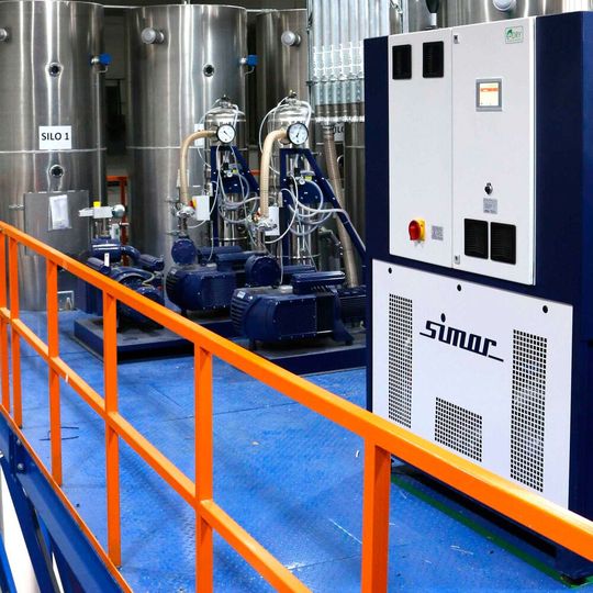 Zentrale Trocknungsanlage für Kunststoffgranulat Zentrale Trocknungsanlage für Kunststoffgranulat