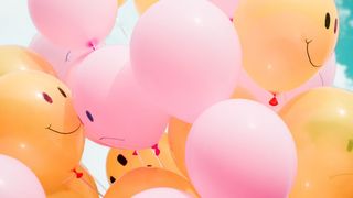 Glückliche Kunden sind das A und O – gerade in Krisenzeiten. Genau deshalb sollten Sie dringend auf Kundenbindung setzen. (Bild: frei lizenziert)