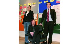 Yvonne Appelt, Carola Vollmer (Ideamanager) und Patrick Mueller (Geschäftsführer) im Innovationcenter (Archiv: Vogel Business Media)