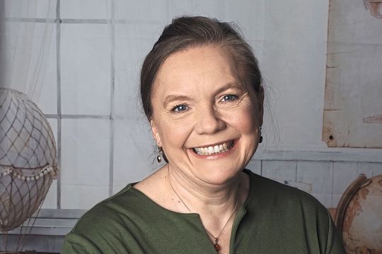 Dr. Annette Dibowski hat den Vertrieb der Fluidik-Komponenten des schwedischen Herstellers Biotech Fluidics im DACH-Raum übernommen.(Bild:  Dichrom – FOTOSTUDIO AUGENBLICK)