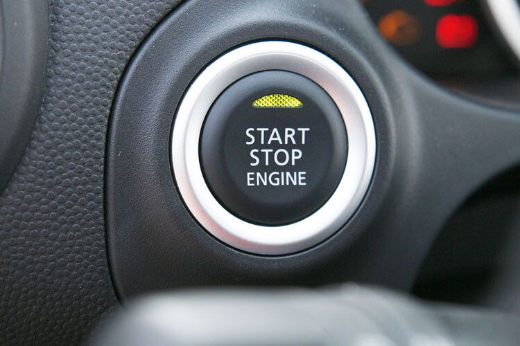 Die „Clear Tec“-Varianten Light, Shine und Shine+ sind serienmäßig mit Start-Stopp-Automatik (AG&G) ... (Foto: Mitsubiahi)