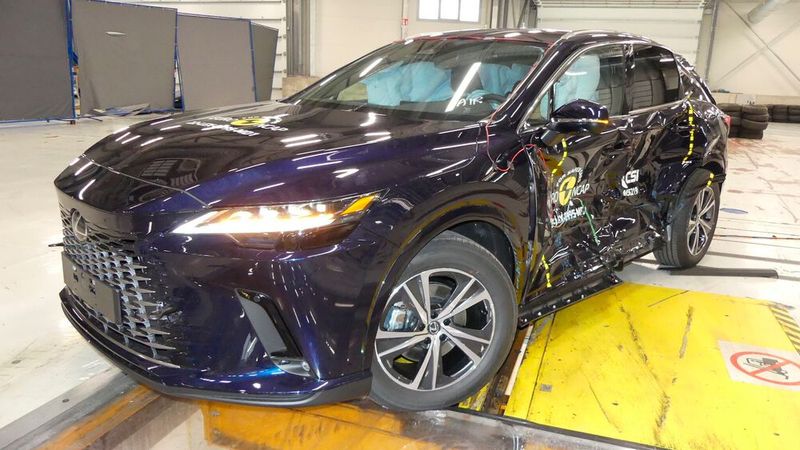 Im jüngsten Euro-NCAP-Crashtest erhielt das SUV Lexus RX eine Fünf-Sterne-Bewertung. (Bild: Euro NCAP)