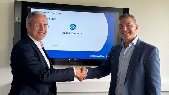 Dr Georg Holzinger, Managing Executive Officer of Shibura Machine and spokesperson for the management board of Shibura Machine LWB , and Rachid Douibi, Managing Director of Azhar Cons Sarl, agreed on a sales partnership.(Source:  Shibaura Machine LWB)