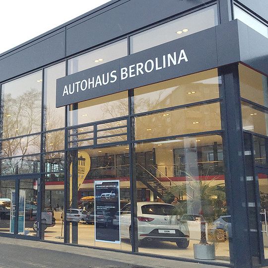 Die Autohaus-Berolina-Gruppe will nicht den direkten Kontakt zu den Kunden verlieren und spricht den online-affinen Teil mit der Vertriebsmarke „Direkt-Sale“ an.(Foto:  Autohaus Berolina)