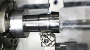 Mit Iscars Quickturn bearbeitet WST Präzisionstechnik Abtriebswellen deutlich schneller und prozesssicherer als zuvor. (Bild: Iscar)