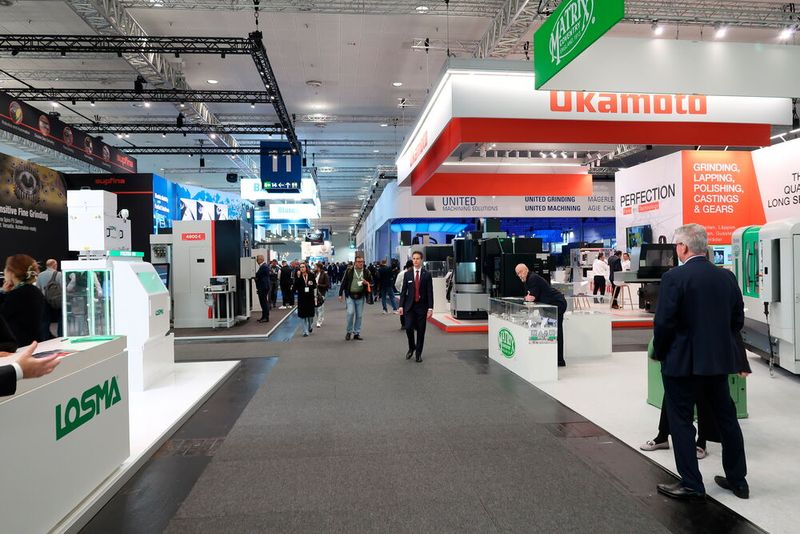 Impressionen aus den Messehallen (Bild: Peter Königsreuther)