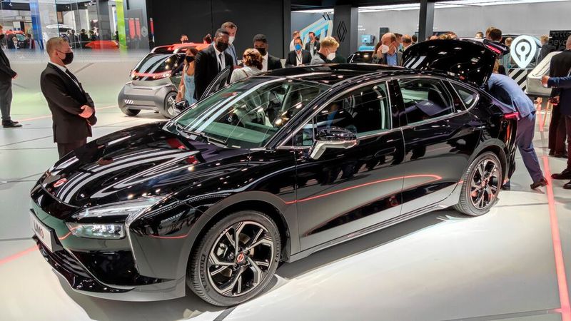 Eine 60 kWh große Batterie erlaubt 450 Kilometer Reichweite (WLTP).  (Bild: Marion Hommen/sp-x)