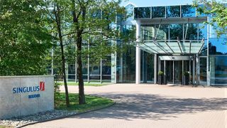 Der unterfränkische Maschinenbauer Singulus ist offensichtlich in die Bredoulle geraten, denn die Offenlegung der längt übefälligen Bilanz von 2020 wurde erneut verschoben. Hier mehr dazu... (Bild: Singulus)