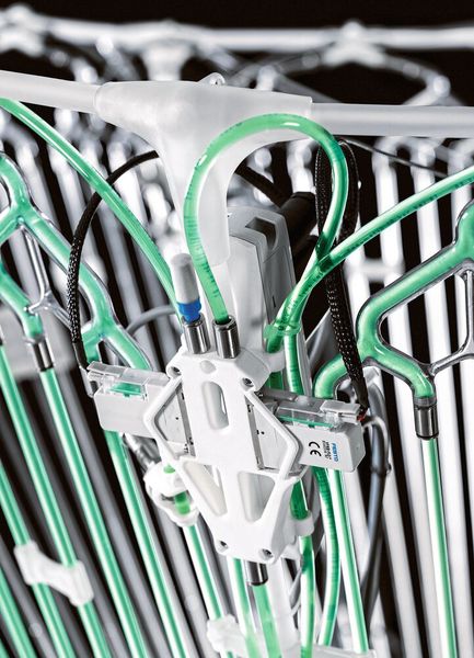 Ventil-Sensor-Einheit zur Ablaufsteuerung der Zirkulation in den Flächenkollektoren.  (Bild: RM)