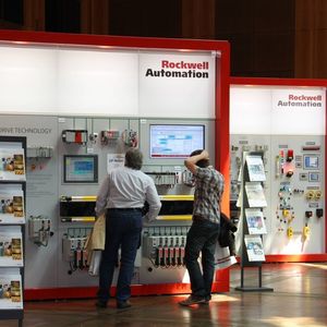Auf 1000 m² Austellungsfläche wurden neue Produkte wie der Servoantrieb Kinetix 300 und die Comapct Guard Logix vorgestellt.