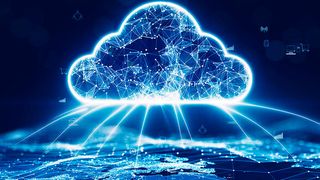 Broadcom/VMware hat die GenAI-Supercloud im Sinn; doch Mitarbeiter verschwinden, es wird umstrukturiert. Was müssen die Kunden wissen? Das Autorenduo Anna Kobylinska und Filipe Martins bringt Licht ins Dunkle.  (Bild: Ar_TH - stock.adobe.com)