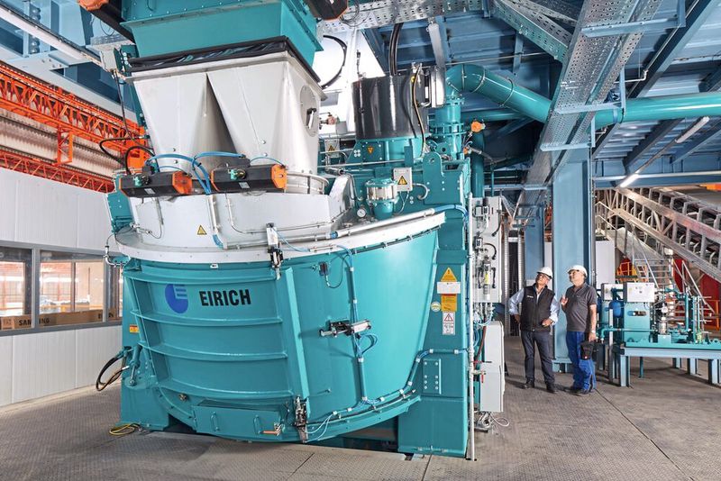 Eirich-Intensivmischer sind  längst nicht mehr nur in der Herstellung von Beton und Baustoffen zu finden, sondern auch in vielen anderen Branchen. (Bild: Eirich / Horst Bernhard)